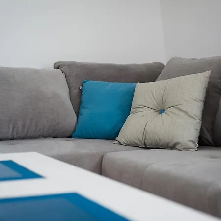 Διαμέρισμα Blue Side Family Apartment 50M Beach