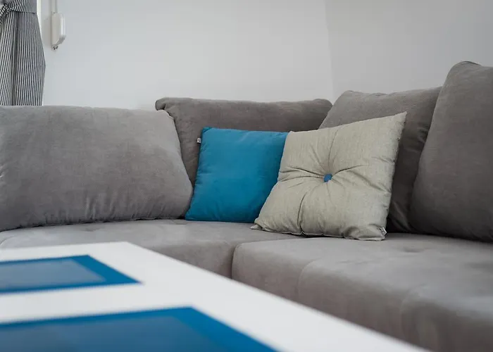 شقة Blue Side Family Apartment 50M Beach